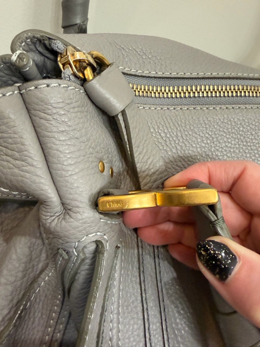 Chloe Marcie Medium Dove Gray Leather Shoulder Bag with Gold Hardware - Picture 5 of 11